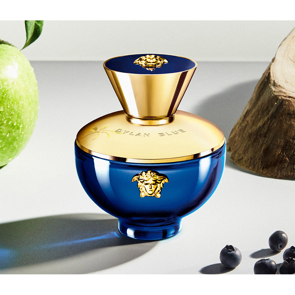 Versace Dylan Blue Pour Femme Eau De Parfum Spray 30ml | Ascot Cosmetics