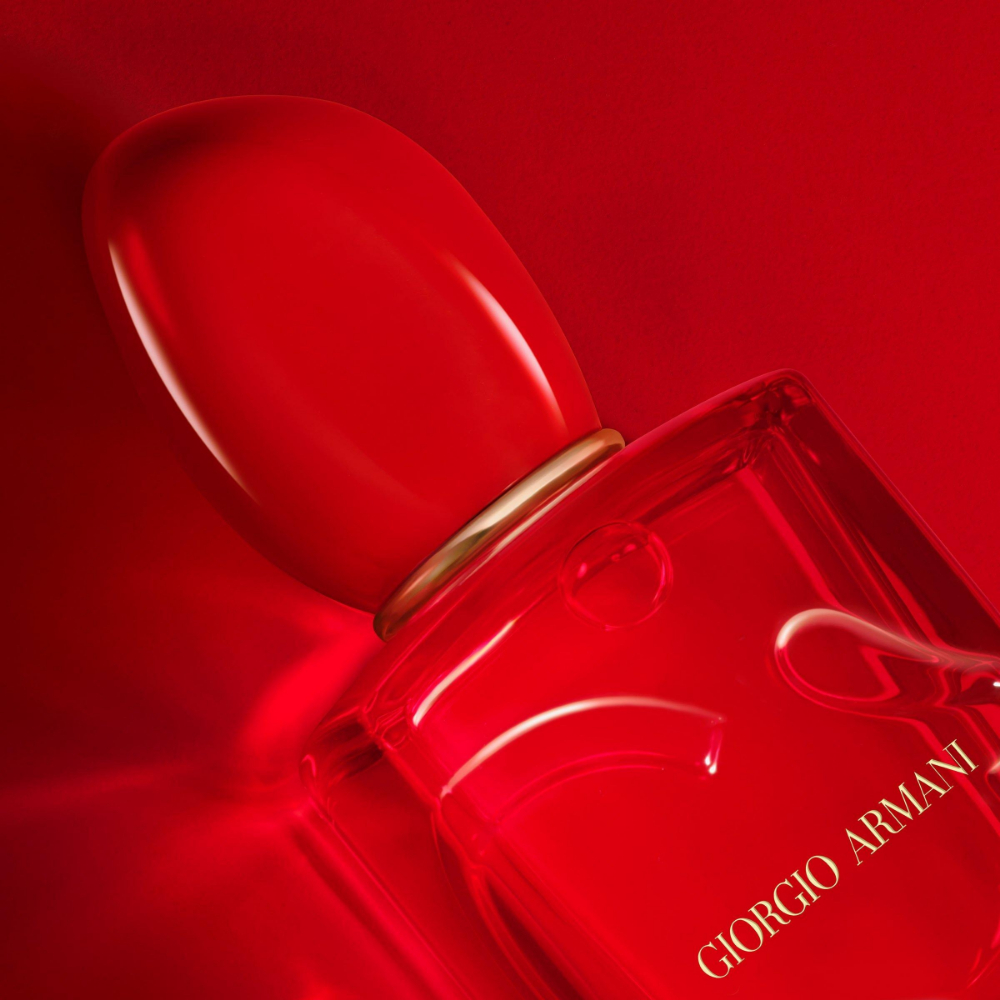 Si Passione Red Musk Eau de Parfum Spray 50ml | Ascot Cosmetics
